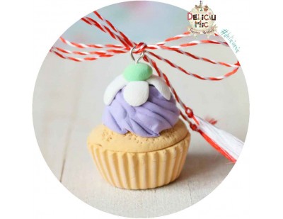 Martisor Pandantiv  Cupcake lila cu floricica alba