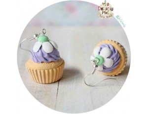 Cercei Cupcake lila cu floricica alba