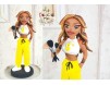 Figurina Personalizata " Make-up artist " cu pensule (18 cm inaltime)