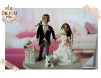 Figurine tort nunta - Mire & Mireasa alaturi de catelul westie si cei 4 papagali
