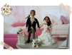 Figurine tort nunta - Mire & Mireasa alaturi de catelul westie si cei 4 papagali