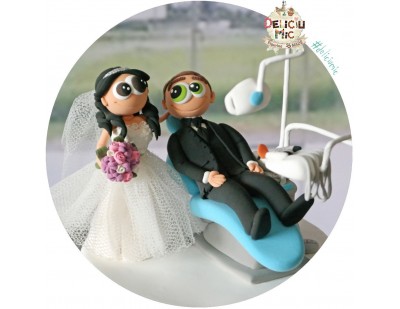 Figurine de tort pentru nunta -Unit dentar bleo, Mireasa Medic Stomatolog si Mirele pacient