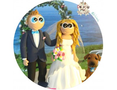 Figurine de tort pentru nunta - Mire si Mireasa alaturi de catelul lor