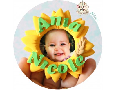 Marturie magnet rama foto Floarea Soarelui, personalizata cu numele bebelusului