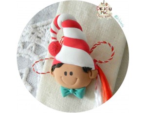 Martisor Brosa "Baietel cu caciulita de martisori"