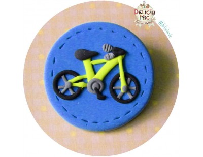  Brosa Bicicleta verde pe cerculet albastru